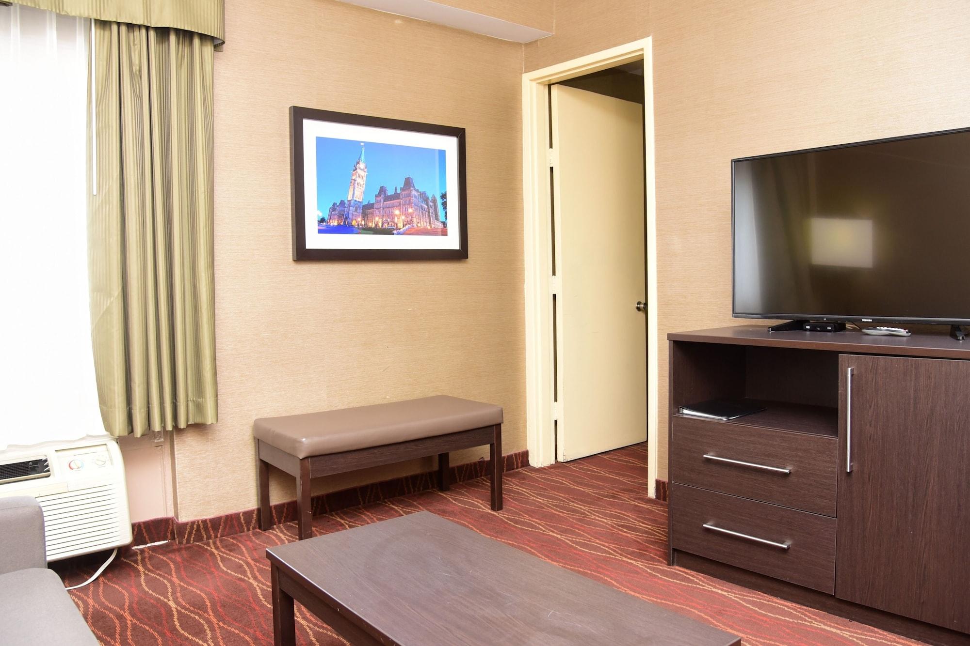 Days Inn By Wyndham Ottawa Bagian luar foto